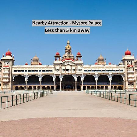 Capital O 76622 Hotel Raama Grand Mysuru Zewnętrze zdjęcie